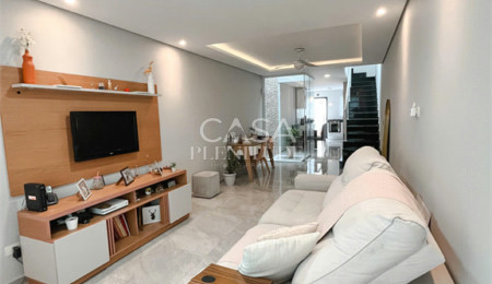 Sobrado à venda com 3 quartos, sendo 1 suíte,  em Vila Arriete, São Paulo, SP