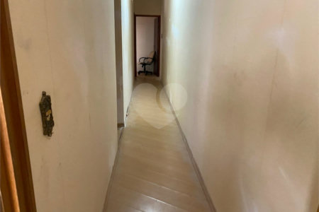 Casa à venda com 5 quartos, sendo 3 suítes, em Vila Rosália, Guarulhos, SP