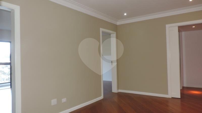 Apartamento à venda com 3 suítes em Jardim Marajoara, São Paulo, SP