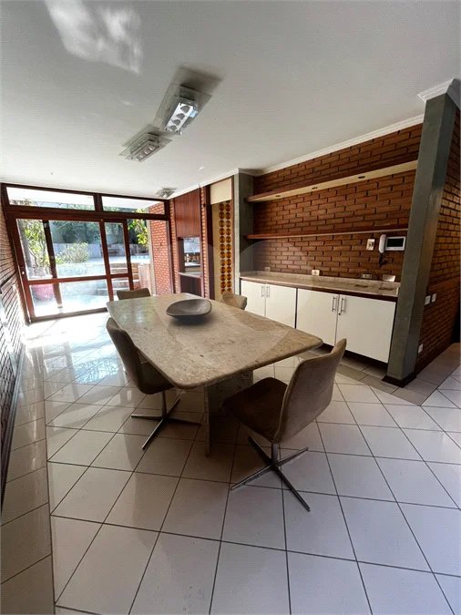 Sobrado à venda com 3 quartos, sendo 1 suíte, em Rolinópolis, São Paulo, SP