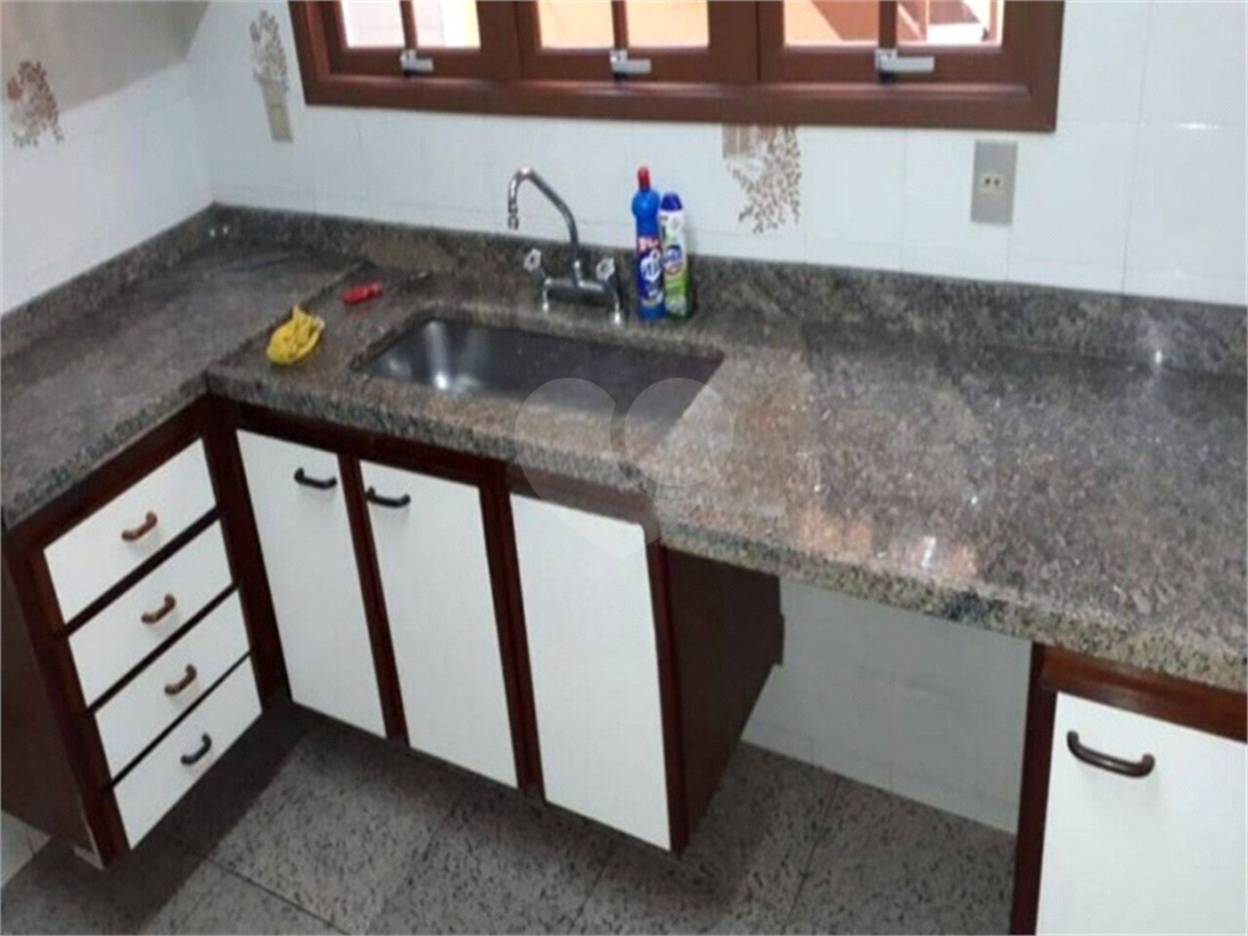 Sobrado à venda com 3 quartos, sendo 1 suíte, em Jardim Bom Clima, Guarulhos, SP