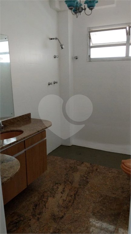 Apartamento à venda no bairro Bela Vista.
