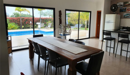 Casa à venda com 3 suítes no condomínio Village Ipanema 1, Araçoiaba da Serra - SP