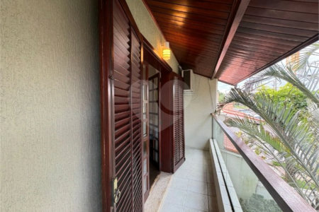 Casa à venda com 4 suítes no condomínio Granja Olga II, Sorocaba - SP