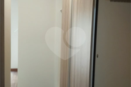 Casa à venda com 3 quartos, sendo 1 suíte,  no condomínio Vila Aracoara, Araraquara - SP