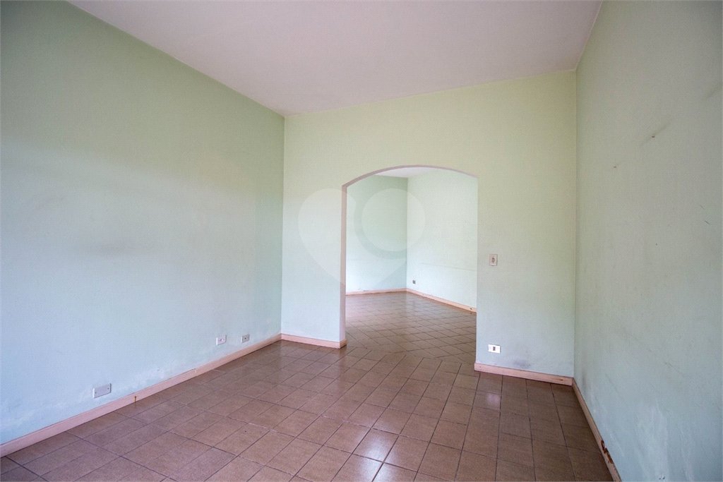 Casa à venda ou para alugar com 4 quartos, sendo 1 suíte, no Centro, São Roque, SP