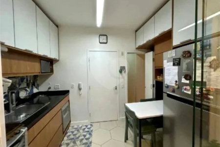 Apartamento à venda com 2 quartos, sendo 1 suíte, em Cambuci, São Paulo, SP