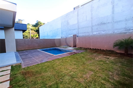 Casa à venda com 3 quartos, sendo 1 suíte, no condomínio Buona Vita, Atibaia - SP