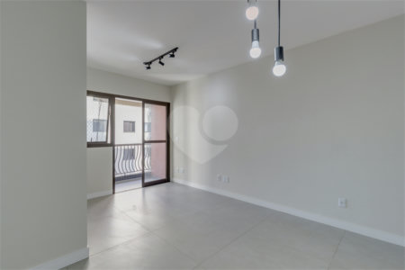 Apartamento à venda com 2 quartos em Jardim Marajoara, São Paulo, SP