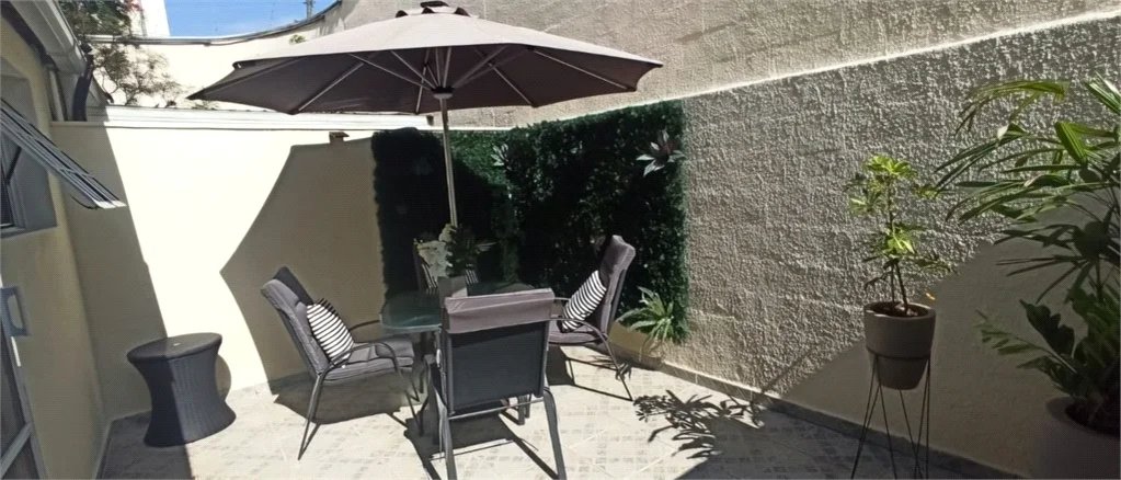 Casa à venda com 3 quartos, sendo 1 suíte, no condomínio Villas de São Francisco, São Paulo - SP
