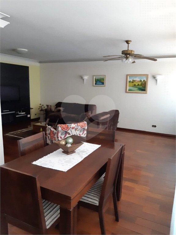 Sobrado à venda com 3 quartos, sendo 2 suítes,  em Vila Paulicéia, São Paulo, SP