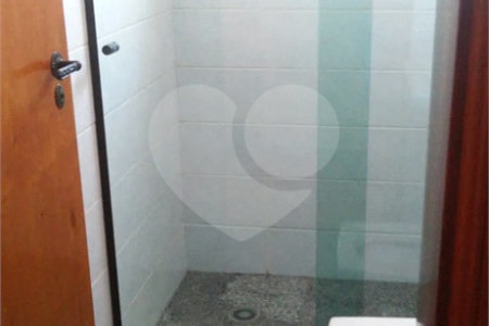 Sobrado à venda com 4 suítes em Vila Carrão, São Paulo, SP