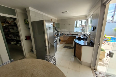 Casa à venda com 3 suítes em Chácara Areal, Indaiatuba, SP