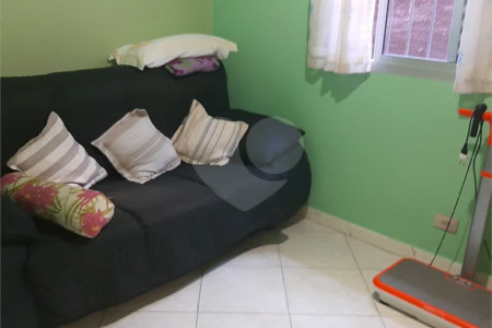 Casa à venda com 4 quartos, sendo 1 suíte, em Vila Vitório Mazzei, São Paulo, SP