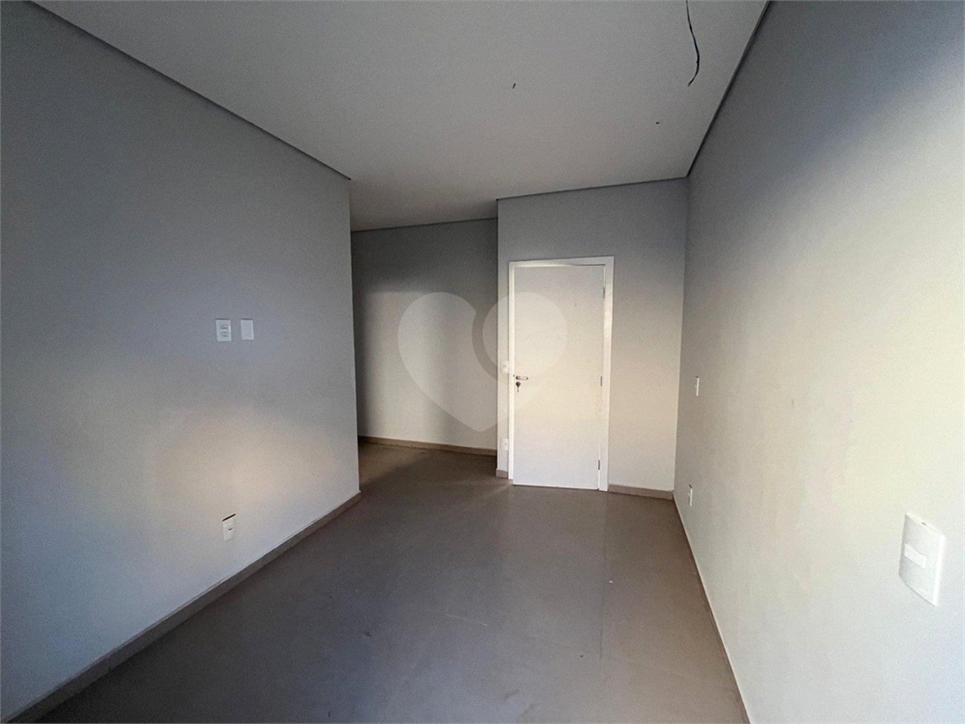 Casa à venda com 3 suítes no condomínio Horto Florestal Villagio, Sorocaba - SP
