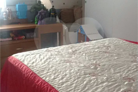Sobrado à venda com 3 quartos, sendo 1 suíte,  em Vila Gustavo, São Paulo, SP