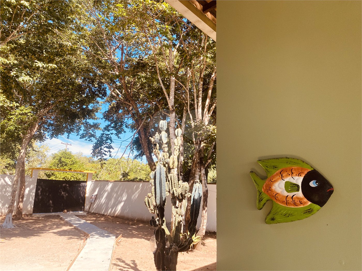 Casa em condomínio para alugar com 2 quartos, sendo 1 suíte, em Caravelas, Armação dos Búzios, RJ