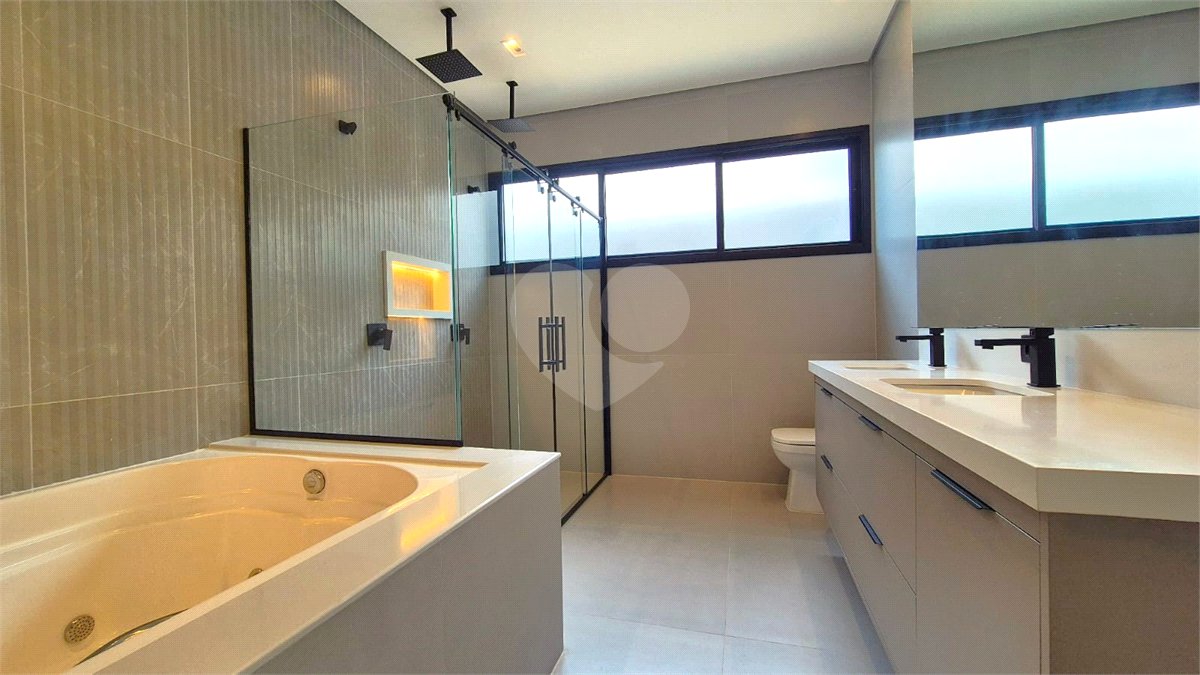 Casa à venda com 4 suítes no condomínio Residencial Saint Patrick, Sorocaba - SP