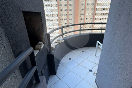 Apartamento à venda ou para alugar com 1 suíte em Vila Suzana, São Paulo, SP