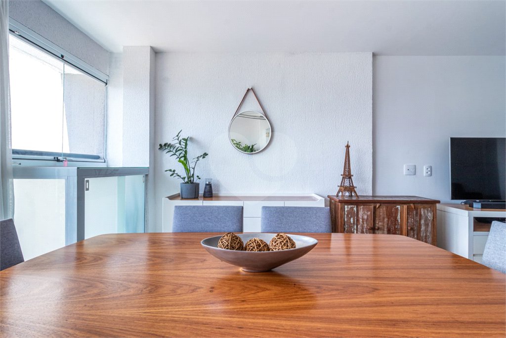 Apartamento à venda com 3 quartos, sendo 1 suíte, em Barra Funda, São Paulo, SP