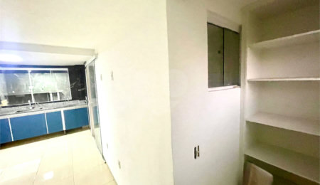 Casa em condomínio à venda com 3 quartos, sendo 2 suítes,  em Praia Rasa, Armação dos Búzios, RJ