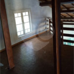 Casa à venda com 3 quartos, sendo 2 suítes, no condomínio Gleba II, Mairiporã - SP