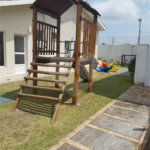 Casa à venda com 3 quartos, sendo 1 suíte, no condomínio Villa das Flores, Mogi das Cruzes - SP