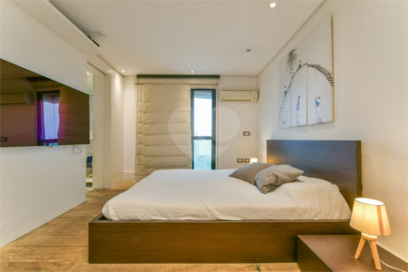 Apartamento à venda com 4 quartos, sendo 2 suítes, em Panamby, São Paulo, SP
