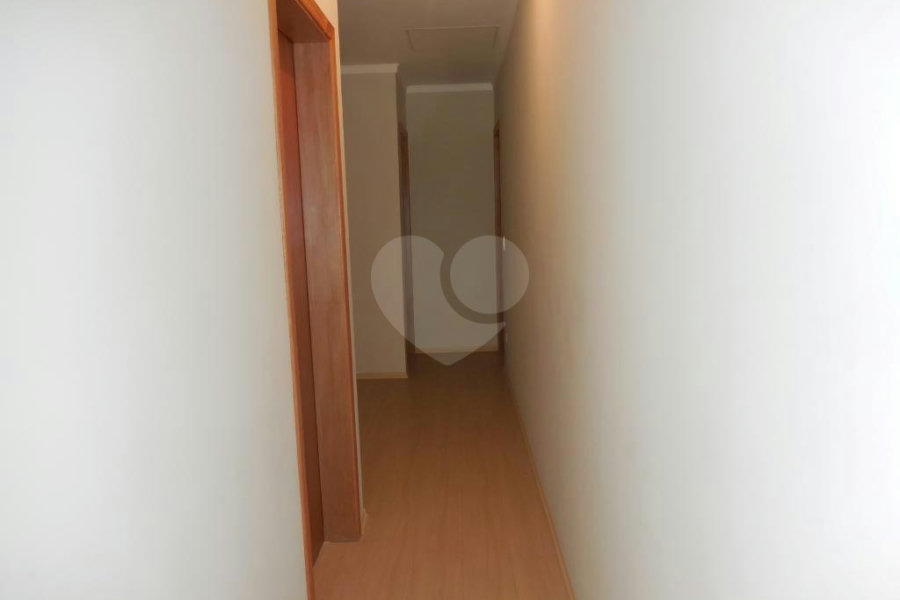 Casa Térrea à venda com 3 suítes em Horto, São Paulo, SP