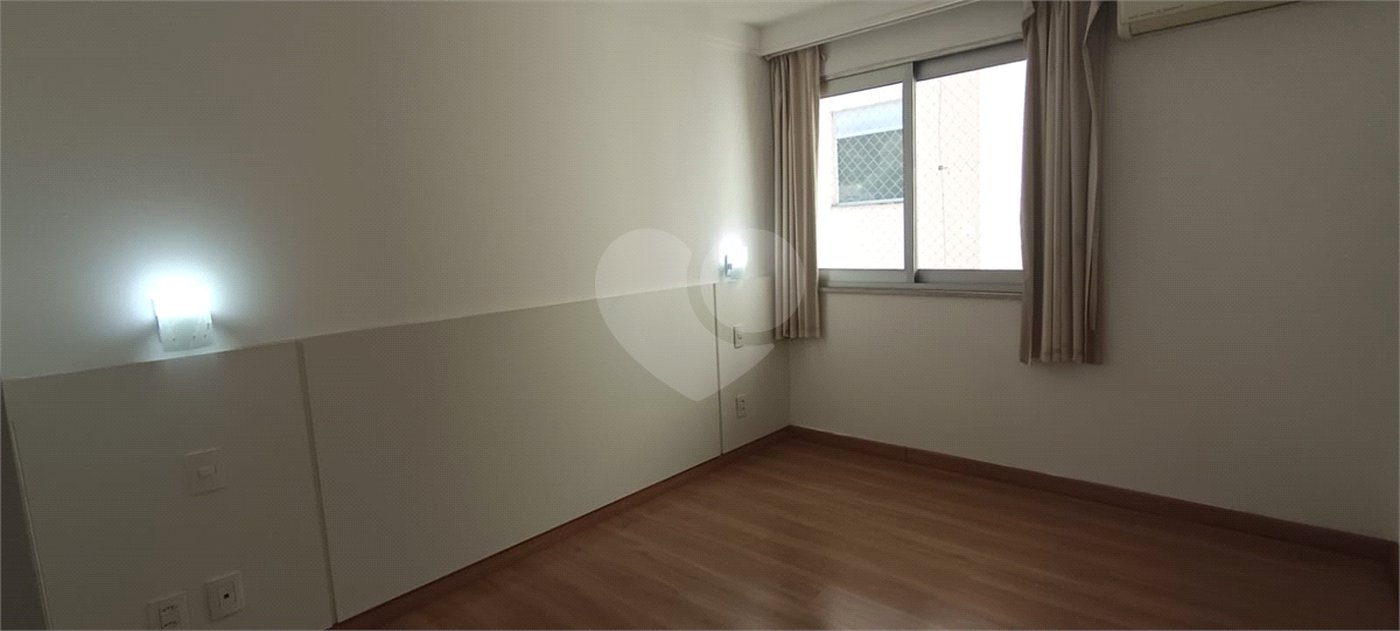 Apartamento à venda com 3 quartos, sendo 1 suíte, em Botafogo, Rio de Janeiro, RJ