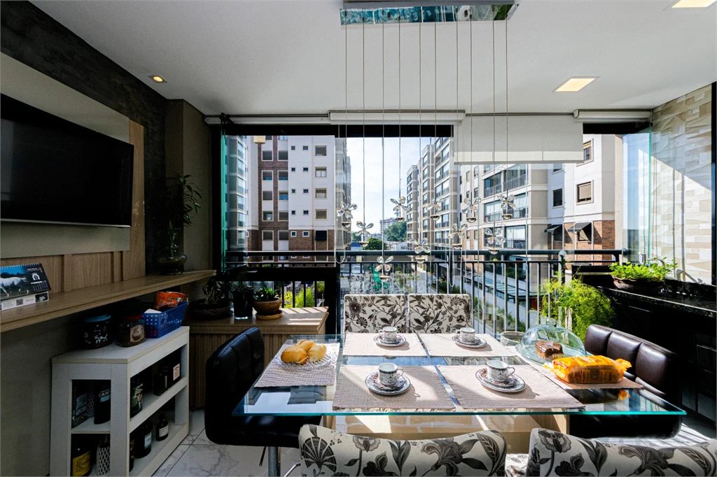 Apartamento à venda com 2 quartos, sendo 1 suíte, em Água Branca, São Paulo, SP