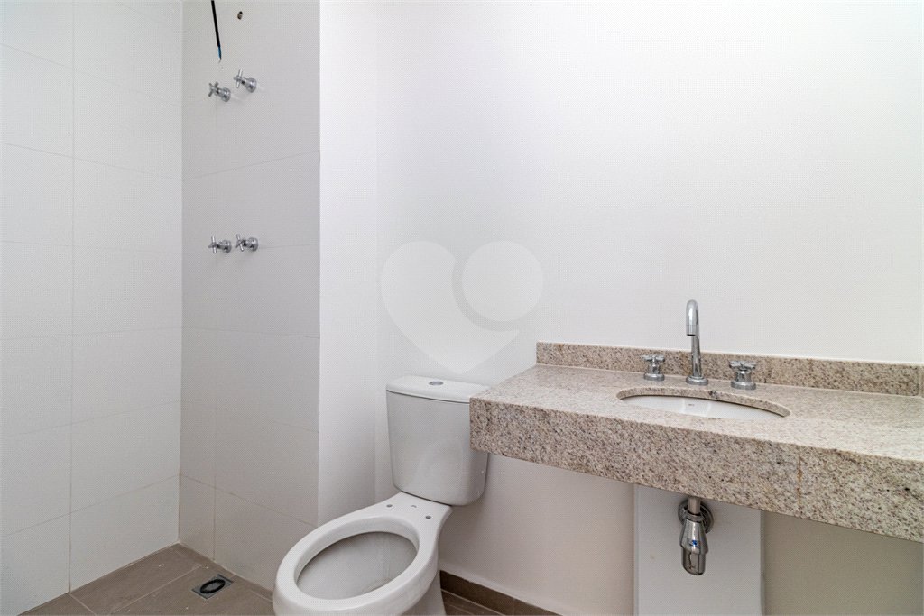 Apartamento à venda com 3 quartos, sendo 1 suíte, em Vila Mariana, São Paulo, SP