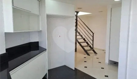 Apartamento à venda com 2 quartos, sendo 1 suíte,  em Vila Monte Alegre, São Paulo, SP