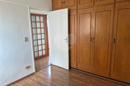 Apartamento à venda com 2 quartos em Vila Paulicéia, São Paulo, SP