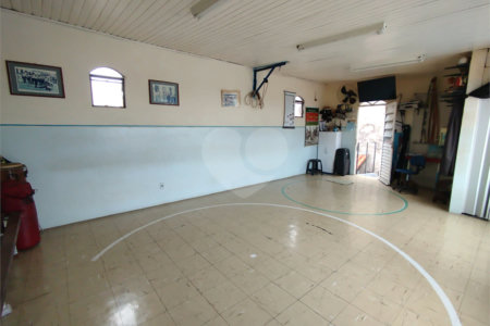 Casa à venda com 3 quartos, sendo 1 suíte, em Jardim Leocádia, Sorocaba, SP