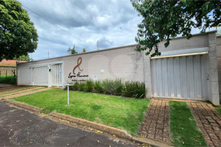 Casa à venda com 3 suítes em Vila Harmonia, Araraquara, SP