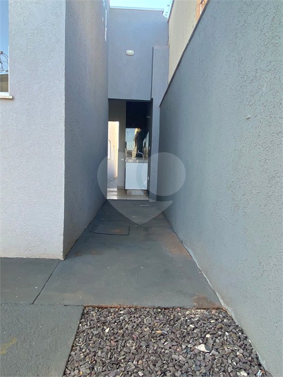 Casa à venda com 3 quartos, sendo 1 suíte, em Ipê, Três Lagoas, MS