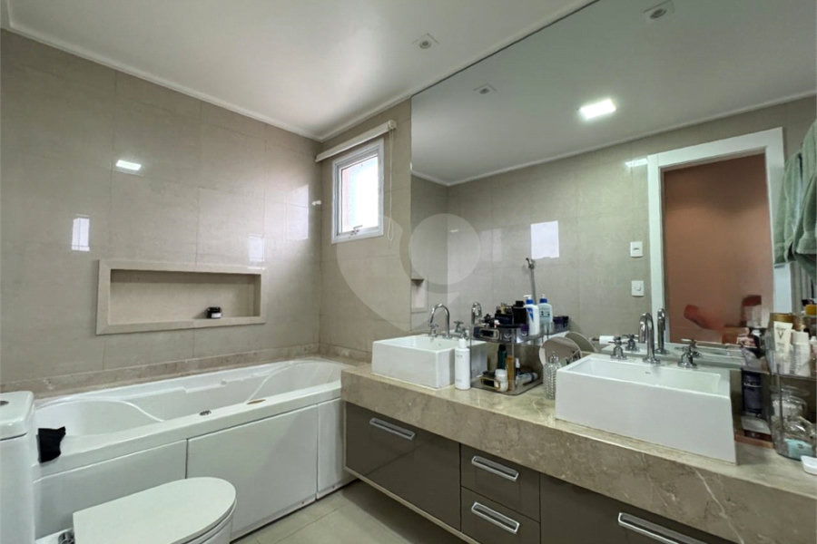 Apartamento à venda ou para alugar com 4 suítes em Santa Teresinha, São Paulo, SP