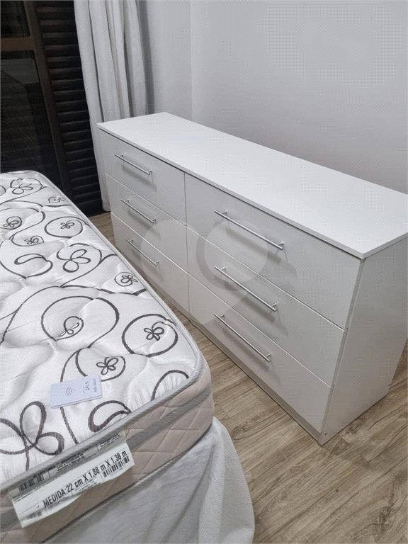 Flat à venda com 1 suíte em Moema, São Paulo, SP