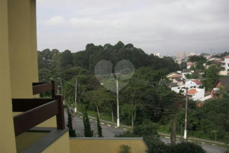 Sobrado à venda com 4 suítes em Parque dos Príncipes, São Paulo, SP