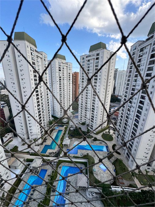 Apartamento à venda com 3 quartos, sendo 1 suíte, em Vila Suzana, São Paulo, SP