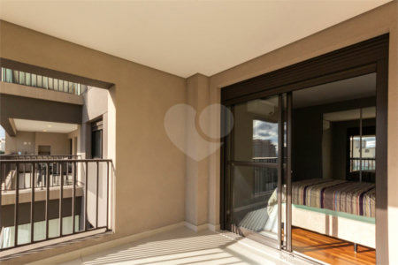 Apartamento à Venda na Vila Mariana com 163m², 3 Suítes e Varanda Gourmet