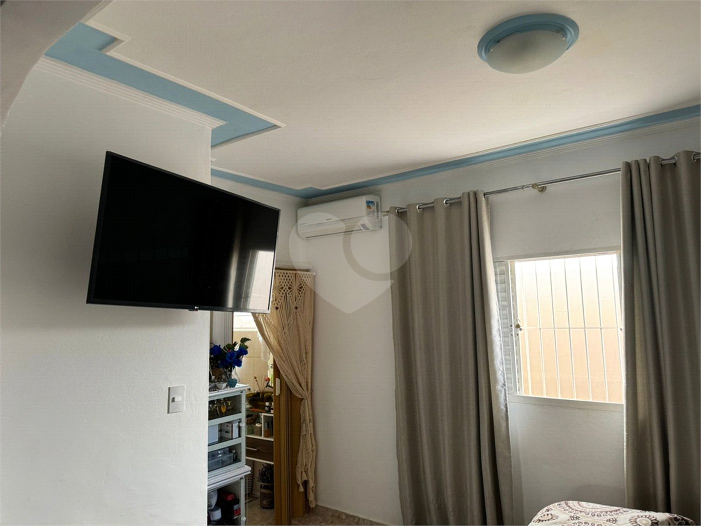 Casa à venda com 2 quartos, sendo 1 suíte, em Jardim Shangri-lá, Itapetininga, SP
