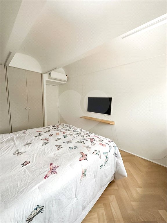 Apartamento à venda com 4 suítes em Vila Cordeiro, São Paulo, SP