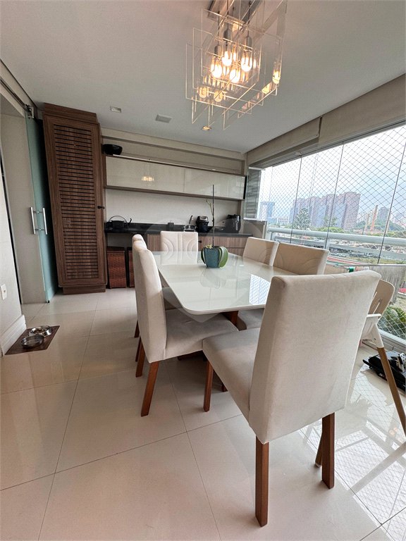 Apartamento à venda com 2 quartos, sendo 1 suíte, em Água Branca, São Paulo, SP