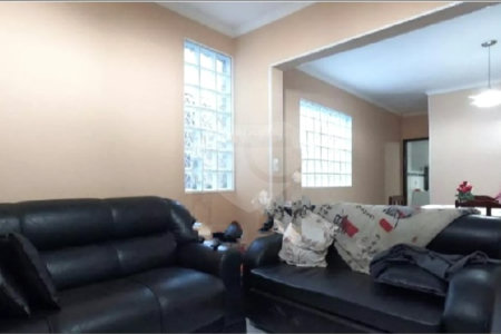 Casa à venda com 3 quartos, sendo 1 suíte, em Jardim Cumbica, Guarulhos, SP