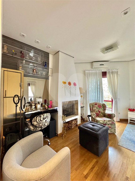 Apartamento à venda com 4 suítes em Vila Suzana, São Paulo, SP