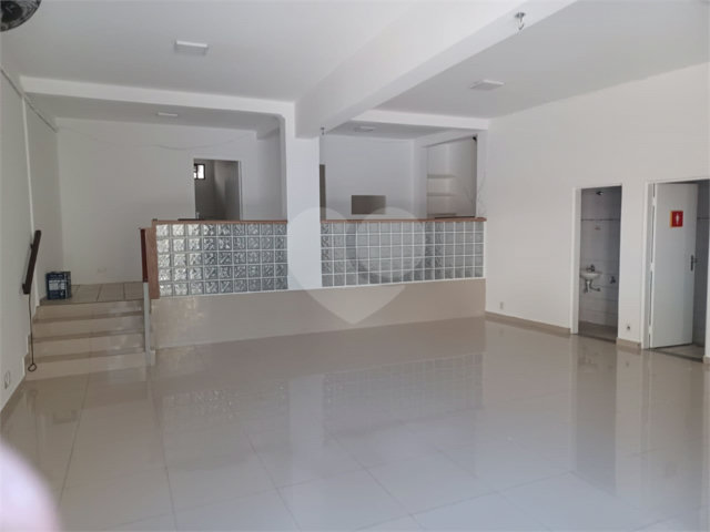 Salão Comercial para alugar no Centro, Mairiporã, SP