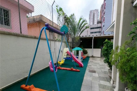 Apartamento à venda com 2 quartos, sendo 1 suíte, em Vila Olímpia, São Paulo, SP