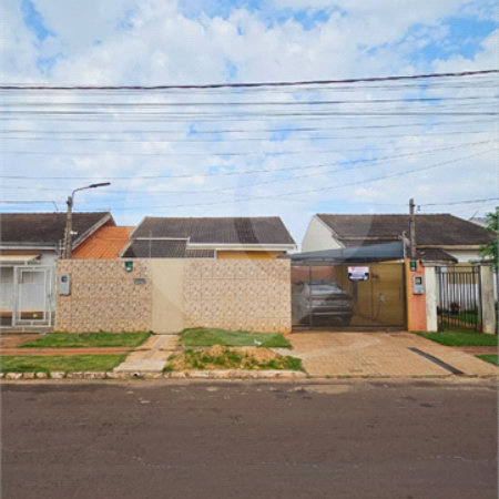 Casa à venda com 3 quartos, sendo 1 suíte, em Vila Ferroviária III, Ponta Porã, MS